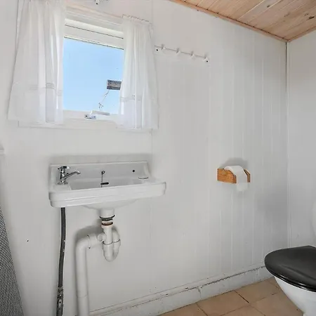 Ln1334-hjorring-dybet-7 Semesterbostad Hjørring